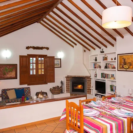 Ferienhaus Typisch Kanarische Elena Mit Eigenem Pool